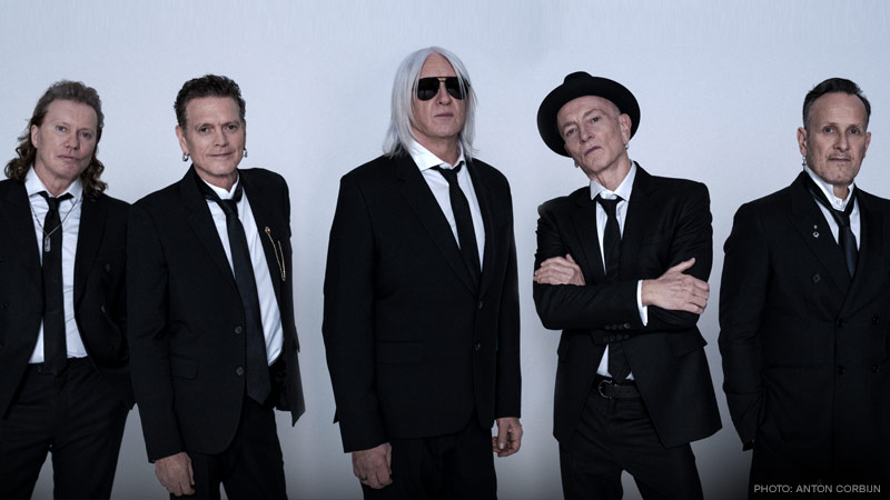 Def Leppard band