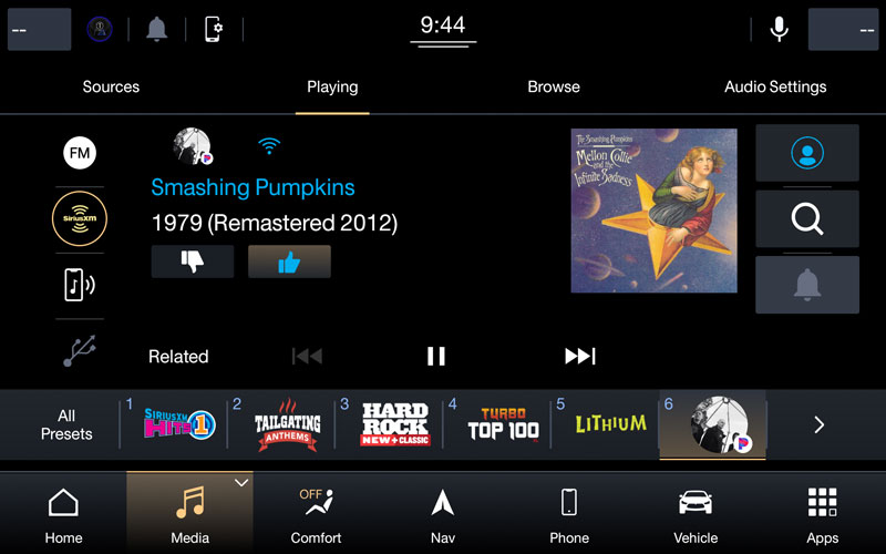 Stellantis 360L "Now Playing Pandora" screen